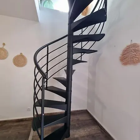 Maison De Famille