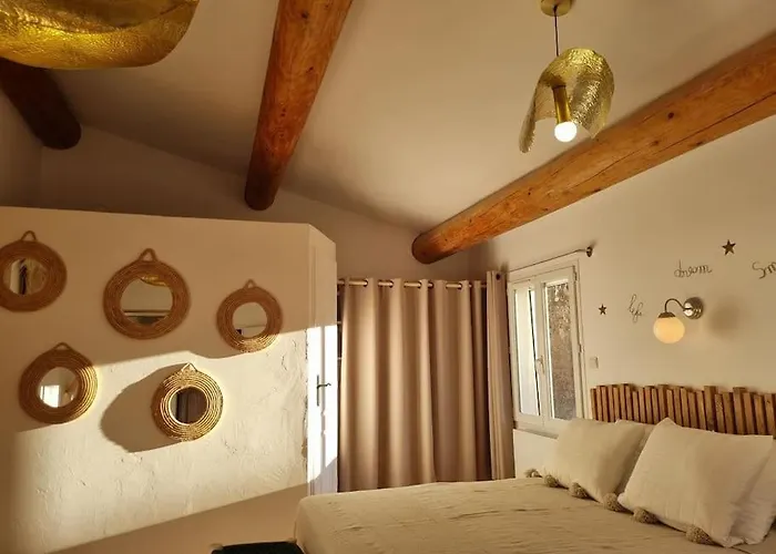 Апартаменты Maison De Famille *