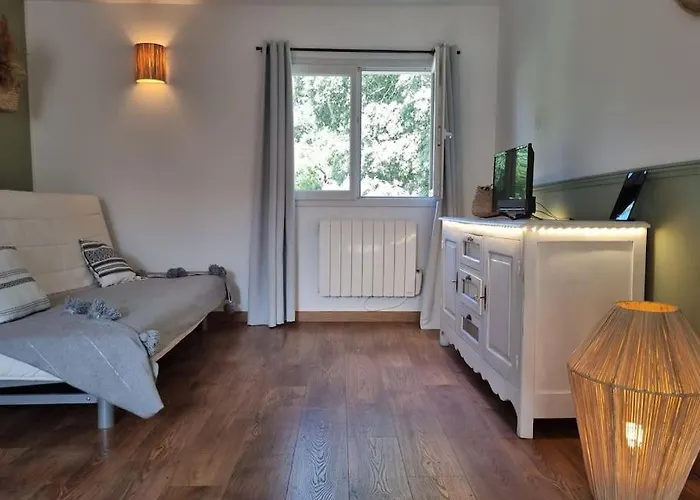 Апартаменты Maison De Famille *